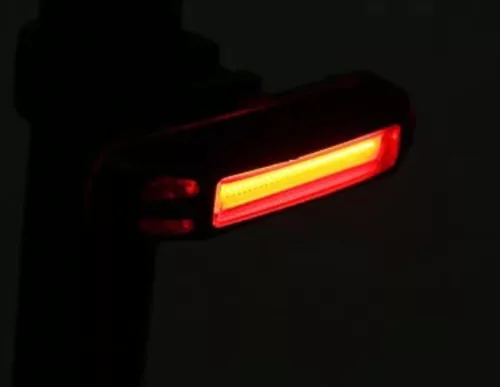 Rockbros A54BK Résistant à l'eau Eclairge Velo arrière de vélo USB - Rouge	