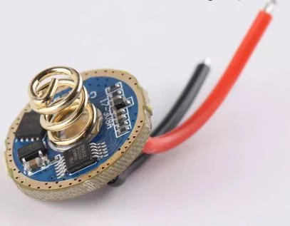 17mm 3V 8A buck driver 12groupes pour SFT40 KW CULPM1.TG sortie de courant max 8000mA, Gestion de la protection de la température à l'intérieur