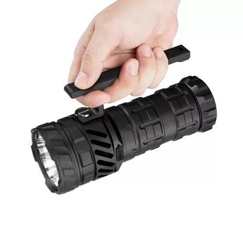 Lampe torche Lumintop Mach 5.0 avec 15 000 lumens et une portée de 1200 m